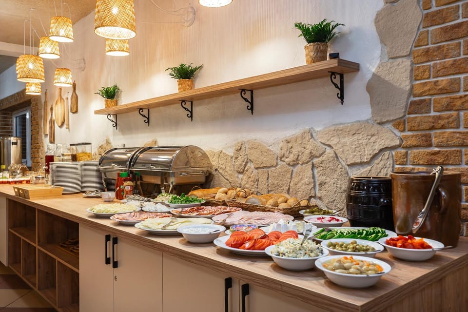 Breakfast, Buffet breakfast