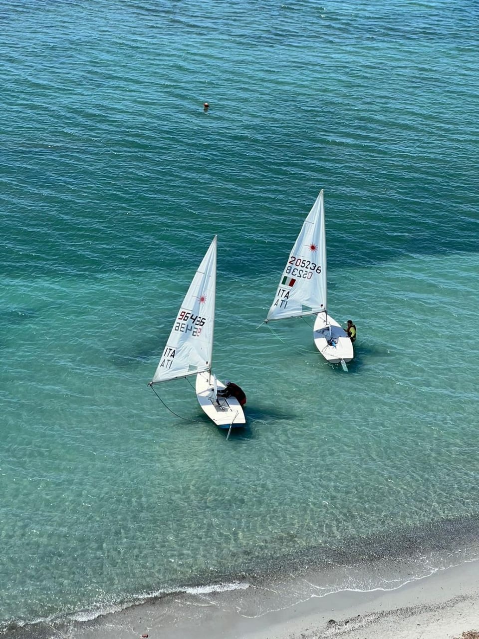Day, People, Natural landscape, Activities, Beach, Sea view, Area and facilities, group of guests