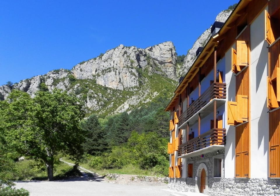 Property building, Pets, Facility for disabled guests
