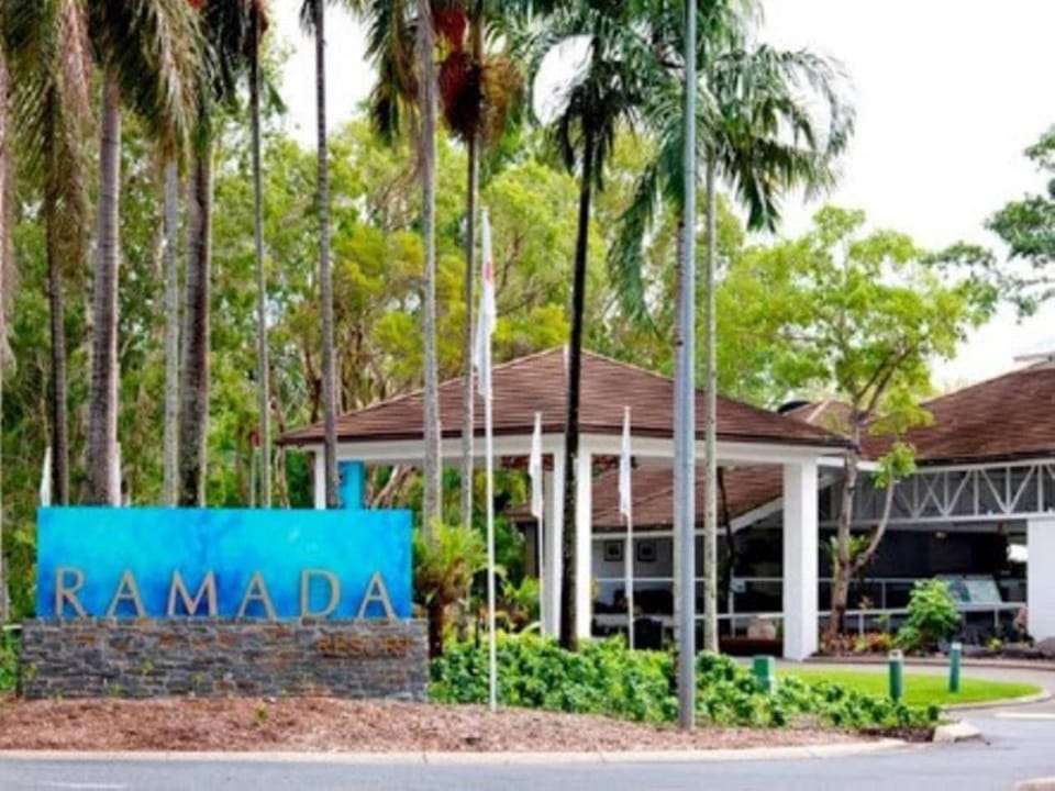 Sonia's at Ramada Resort Free Wifi Resort in Port Douglas