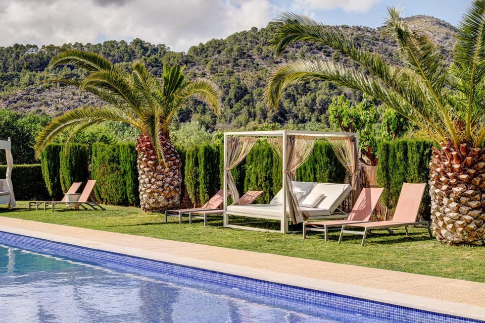 loftOtel canet Hotel in Serra de Tramuntana
