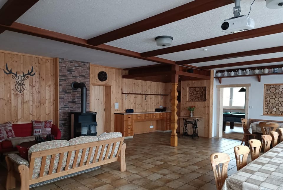 Communal lounge/ TV room, flat iron
