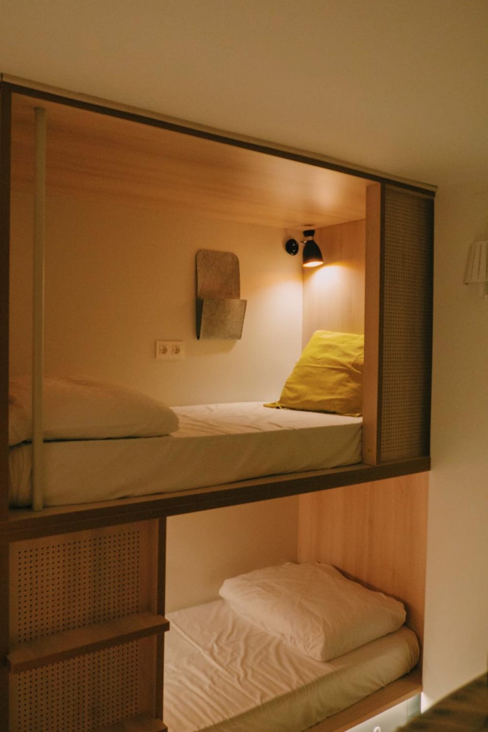 Bed, bunk bed