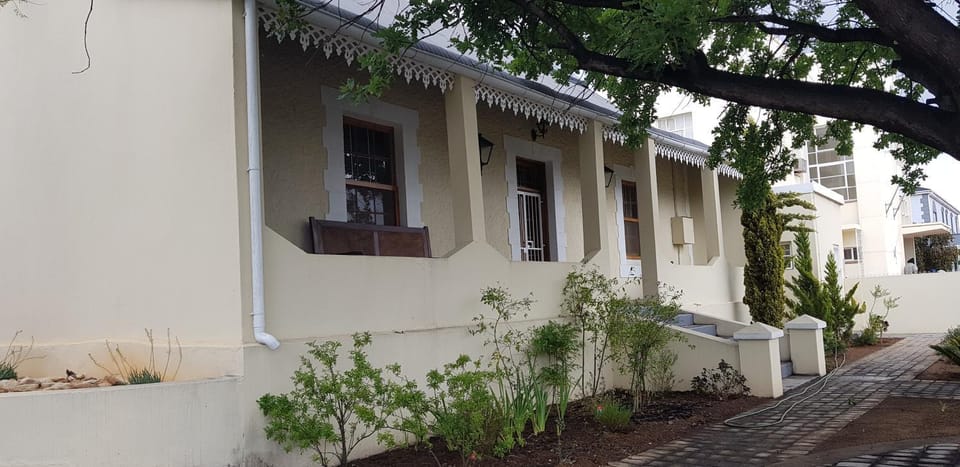 Property building, Decorative detail