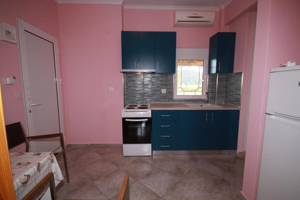 ZEPHYROS ROOMS Apartment hotel in Halkidiki