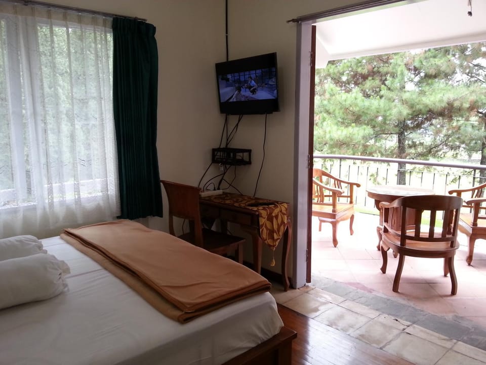 VILLA 5CEMARA Villa in Parongpong