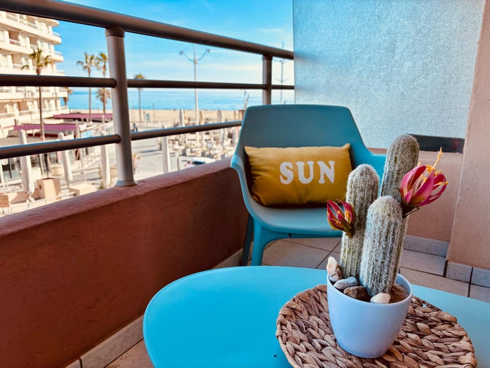 Superbe T2 vue mer avec ascenseur 22 Apartment in Canet-en-Roussillon