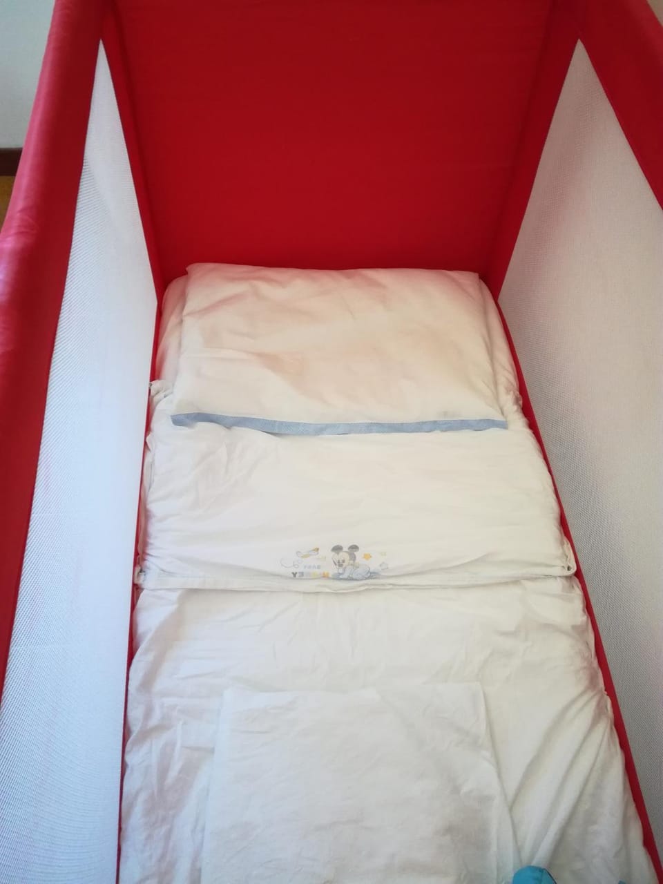 cot