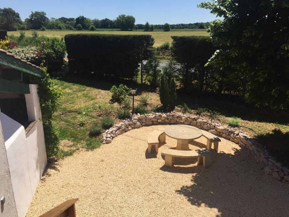 Là Grange Bed and Breakfast in Occitanie