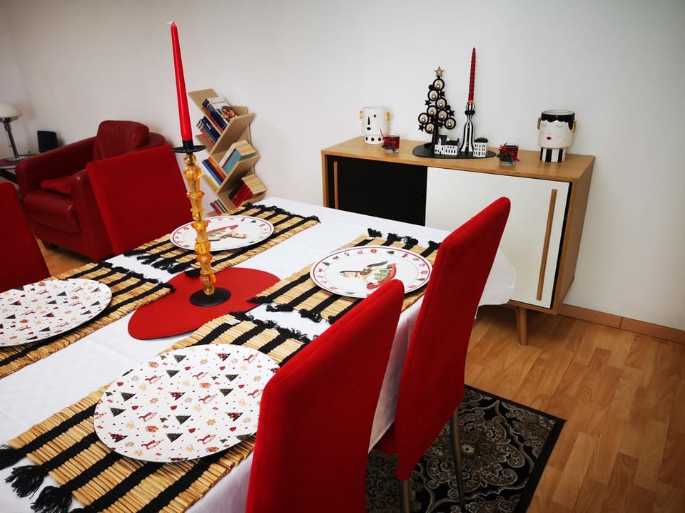 Corte Lambruschini central apartment with Free covered Parking Apartment in Genoa
