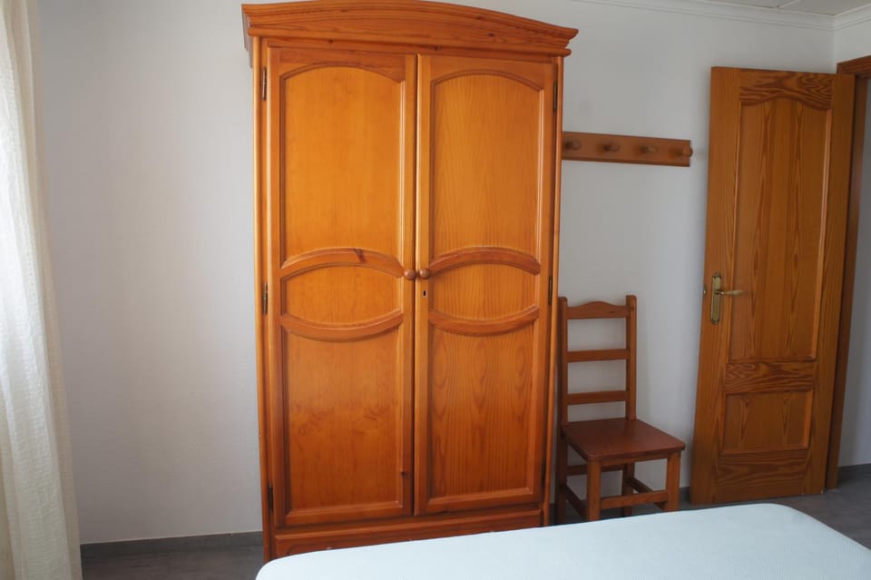 Apartamento dos dormitorios, primera línea y aire acondicionado Apartment in Peniscola