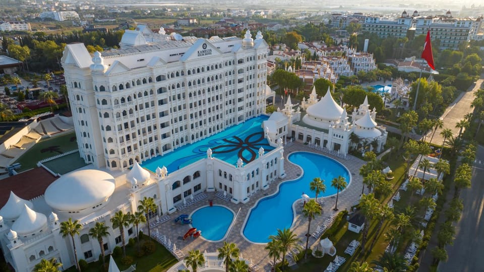 Bird's eye view, Swimming pool