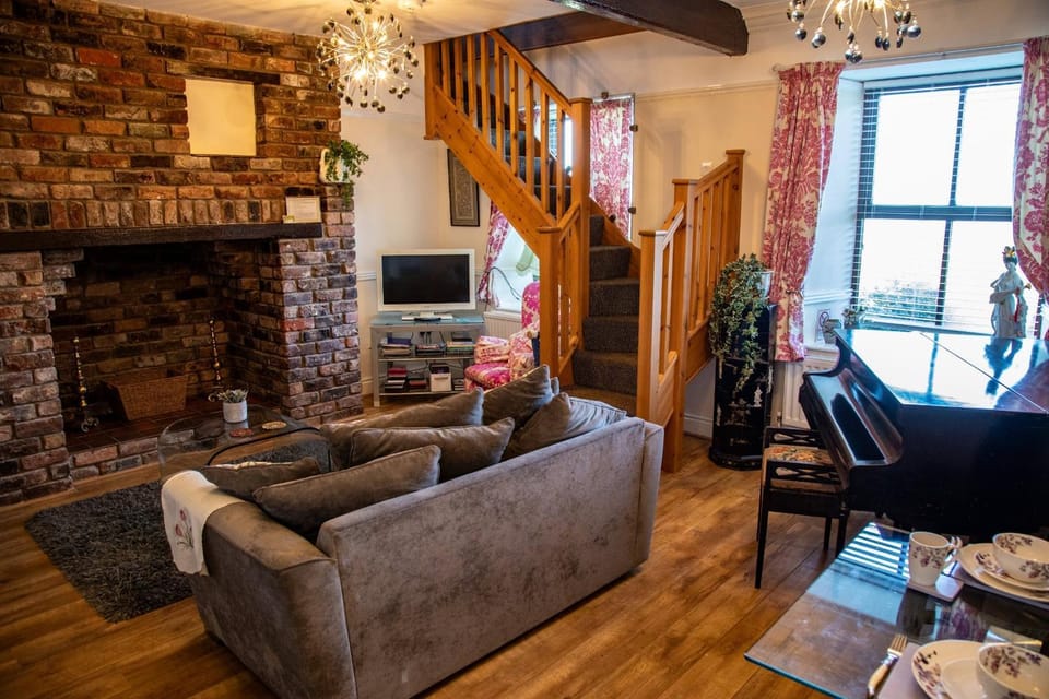 Bodafon Hall Cottages Apartment in Wales