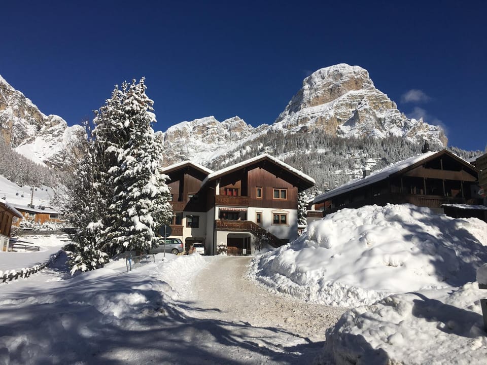 Property building, Winter