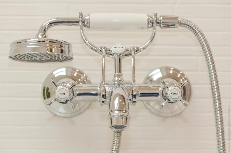 Bathroom, Decorative detail