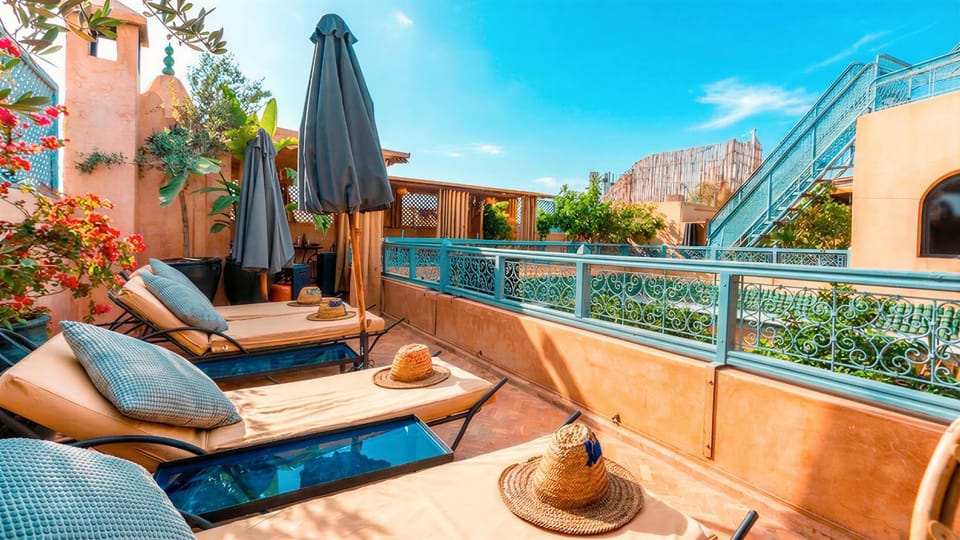 Property building, Patio, Day, View (from property/room), Balcony/Terrace, sunbed