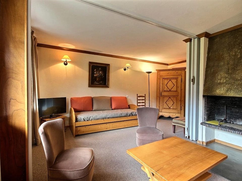 Appartement sud 6 pers au pied des pistes - FR-1-455-33 Apartment in Mâcot-la-Plagne