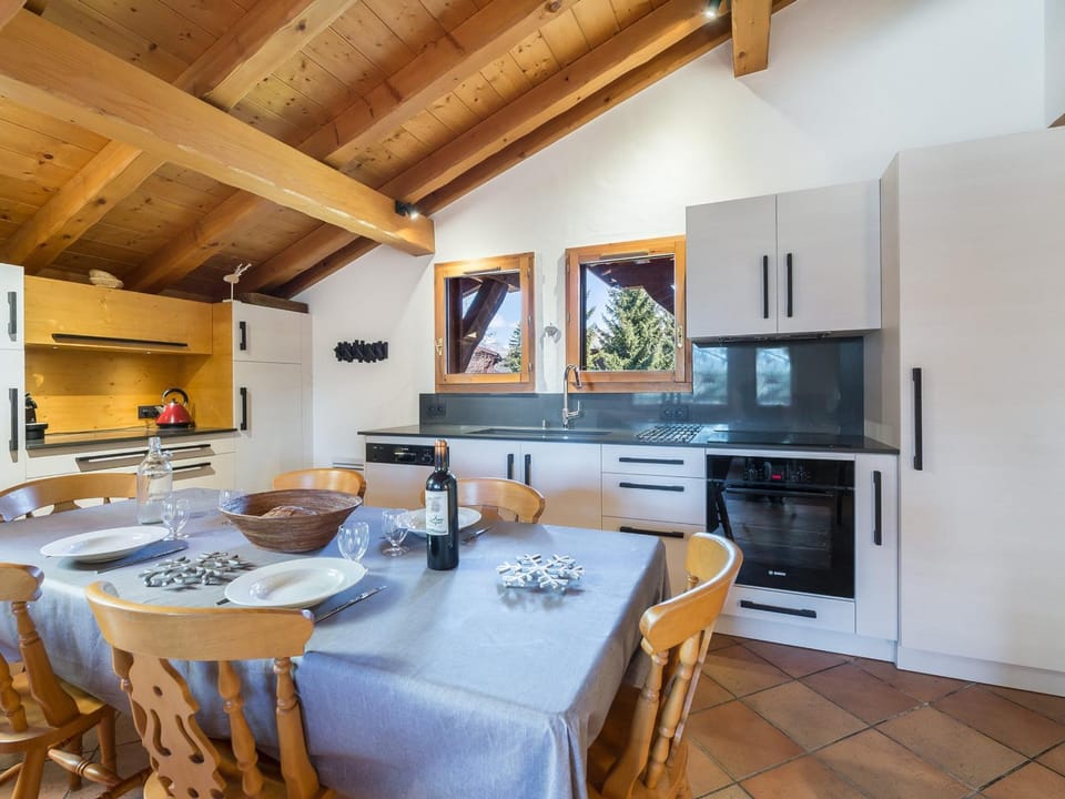 Duplex 3 Chambres à Megève - Confort et Wifi Apartment in Combloux