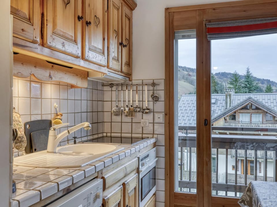 Appartement au centre de Megève avec parking et wifi - FR-1-453-67 Apartment in Megève