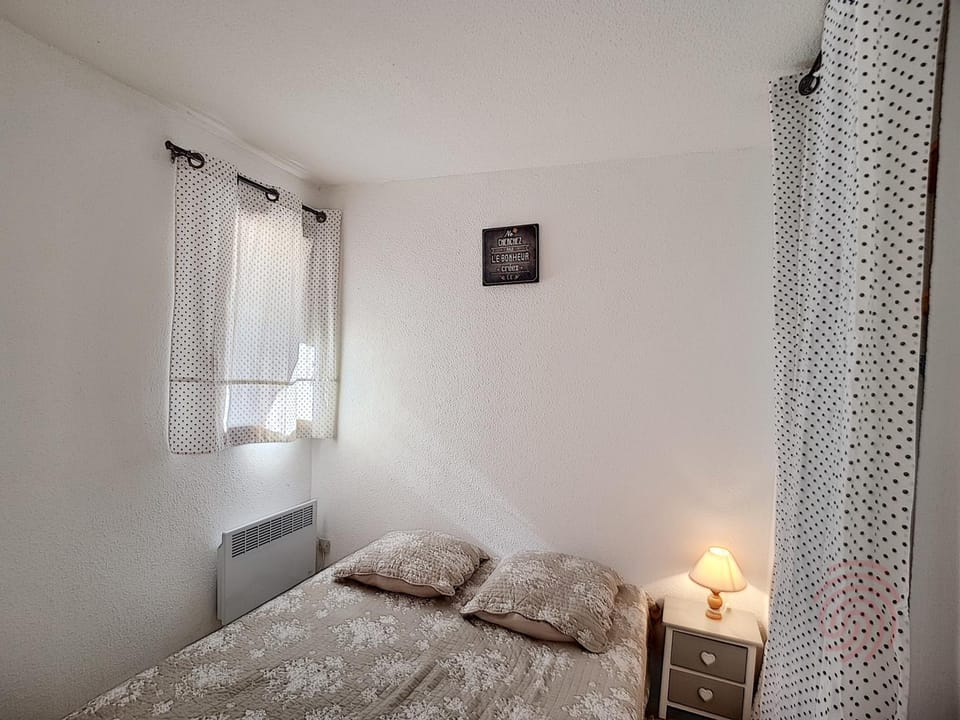 Appart F2 avec terrasse, parking et wifi à Lamalou - FR-1-451-107 Apartment in Occitanie