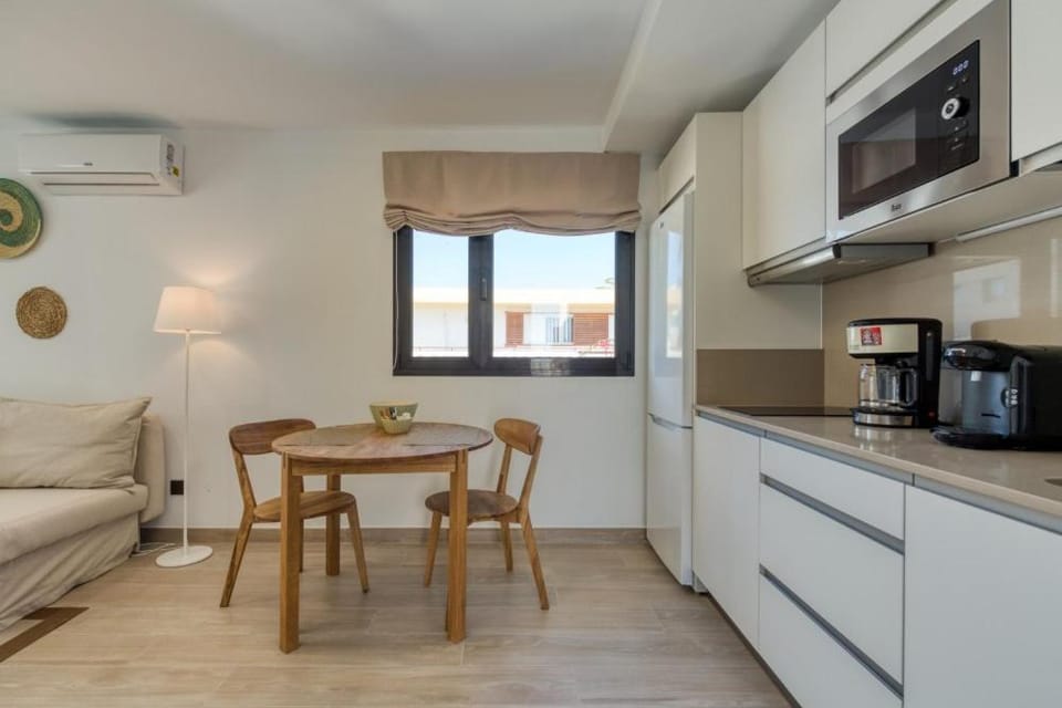 B SLOW San Agustin Condor Apartment in Maspalomas