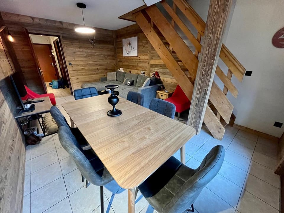 Duplex 4/6 pers, centre station avec parking et wifi - FR-1-459-73 Apartment in La Clusaz
