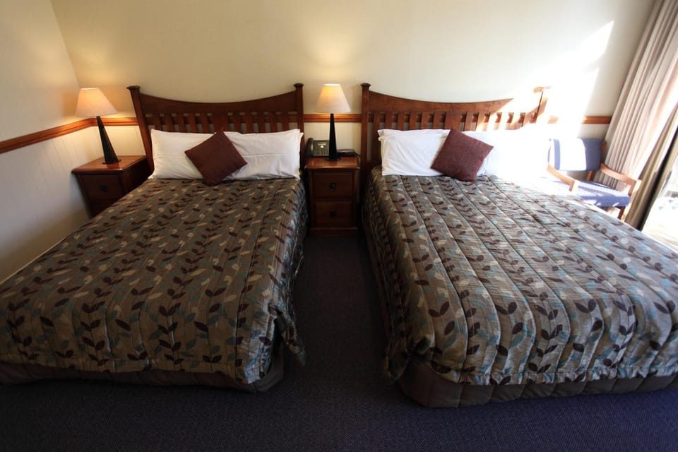 Bed, Day