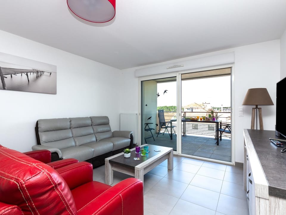 Superbe appartement neuf à deux pas de la plage avec balcon et parking privé à Capbreton - FR-1-239-387 Apartment in Hossegor