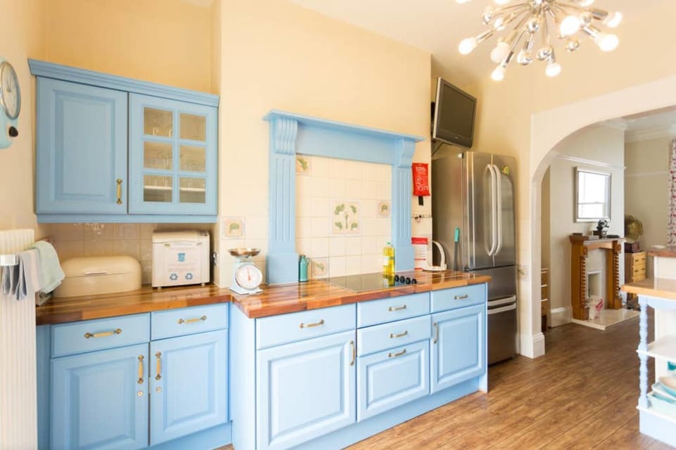 Seaside Retreat in North Bay - with parking House in Scarborough