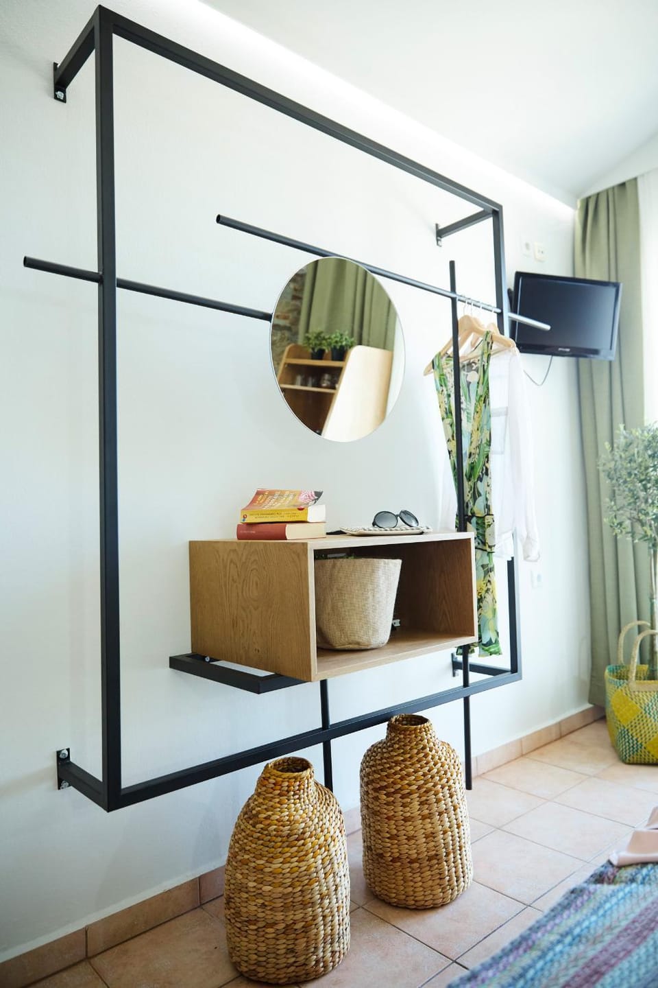 Decorative detail, Bedroom, Sea view