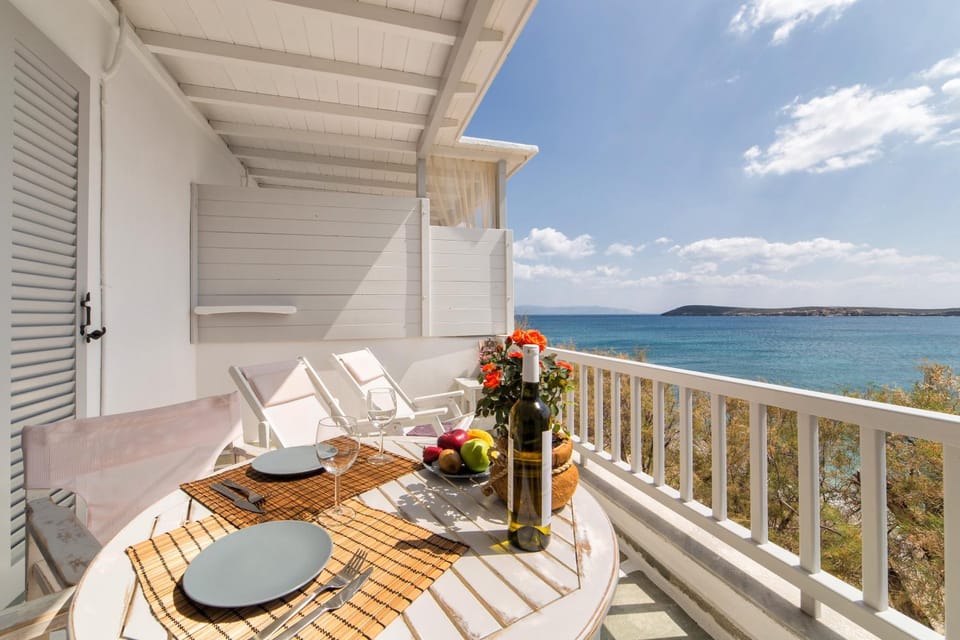 Tarsa Studios Apartment in Paros, Greece