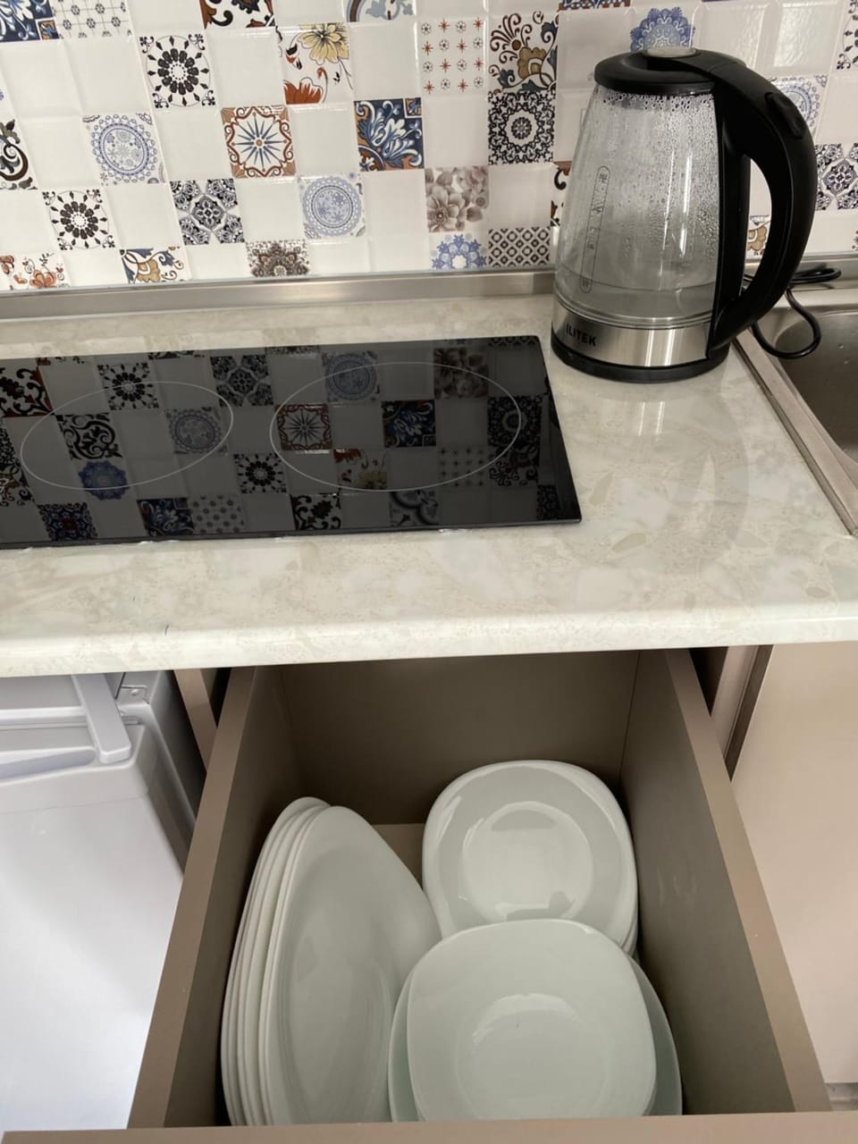 Coffee/tea facilities, Kitchen or kitchenette