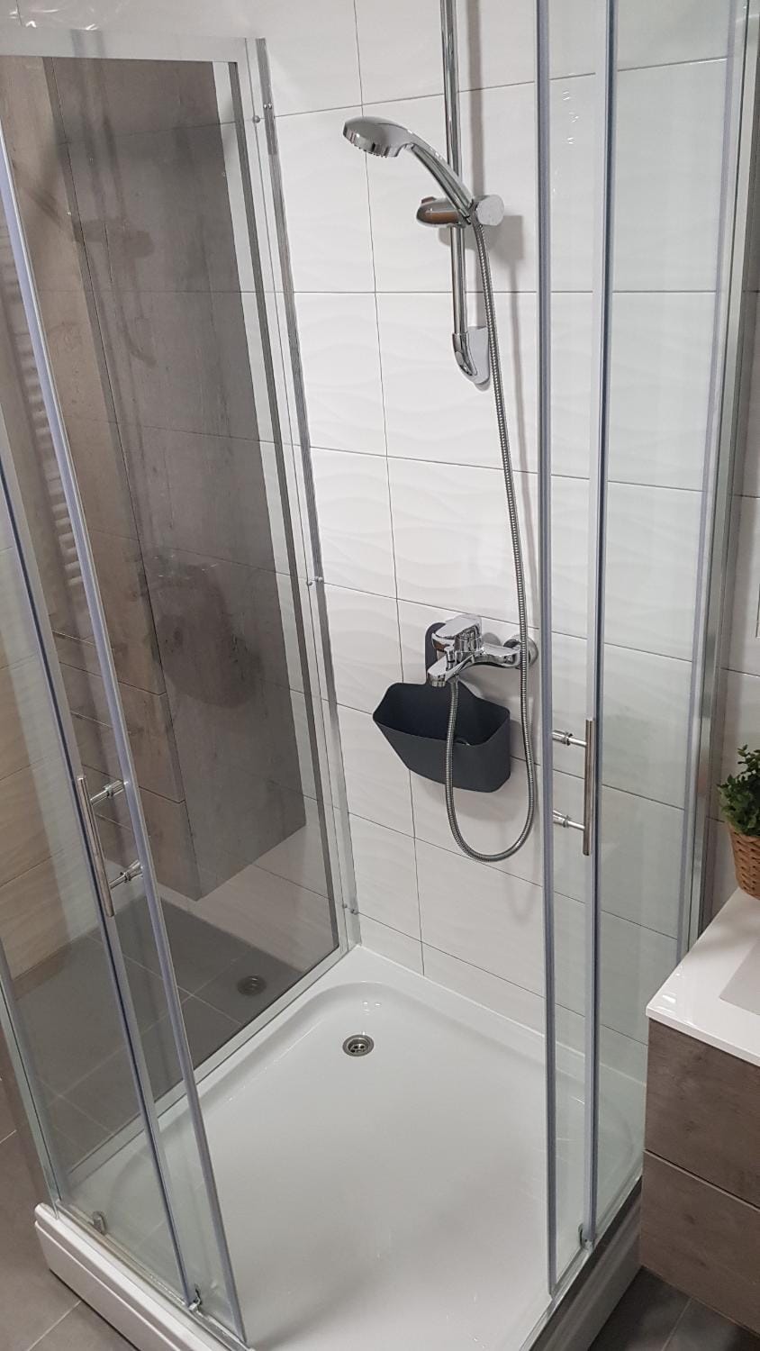 Bathroom, Photo of the whole room