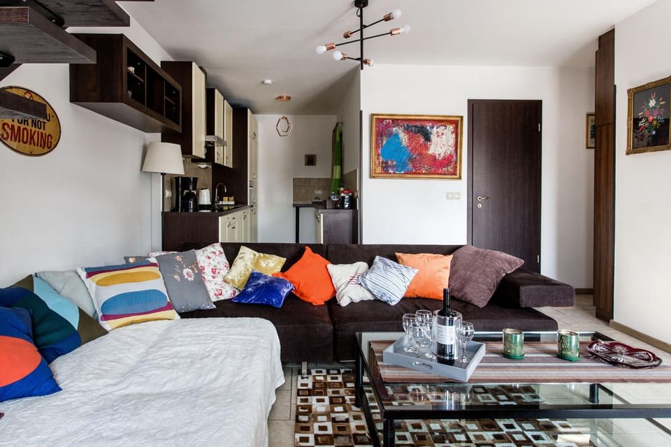 Living room, Lounge or bar