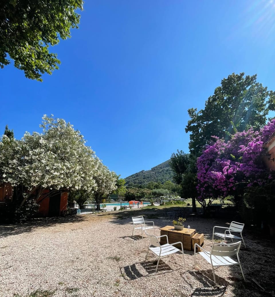 LE BOURGUET Bed and Breakfast in French Riviera