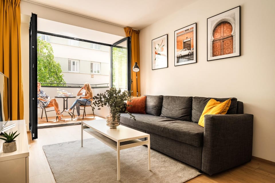 Balcony/Terrace, Living room