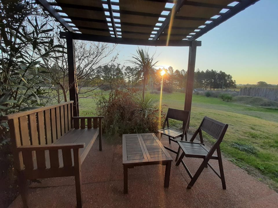 View (from property/room), Balcony/Terrace