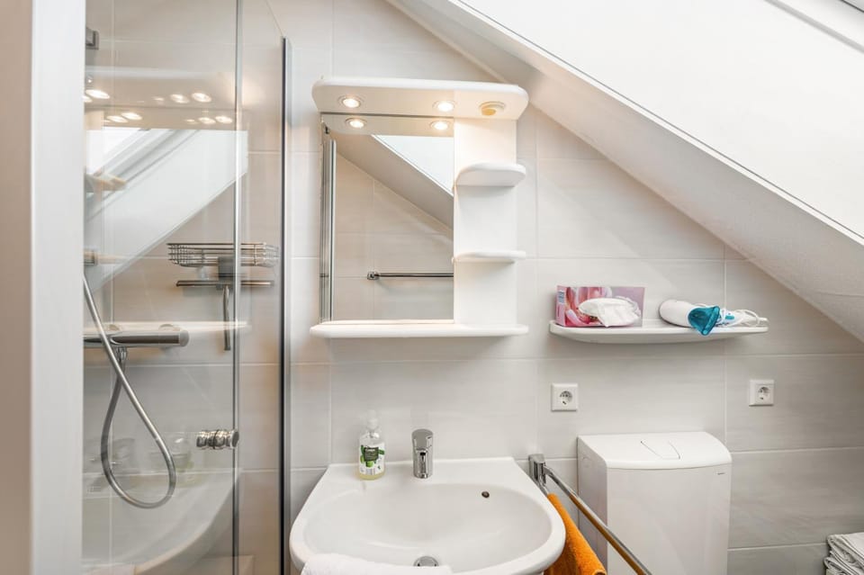 Bathroom, Living room