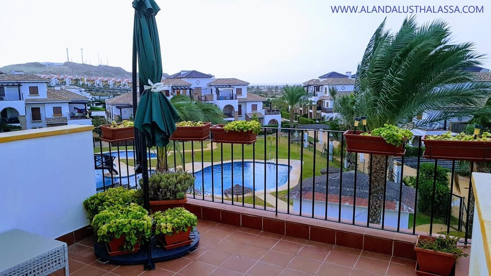 Balcony/Terrace, Pool view