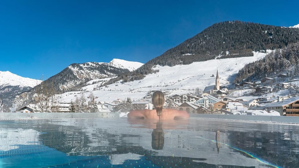 Natural landscape, Mountain view, Swimming pool