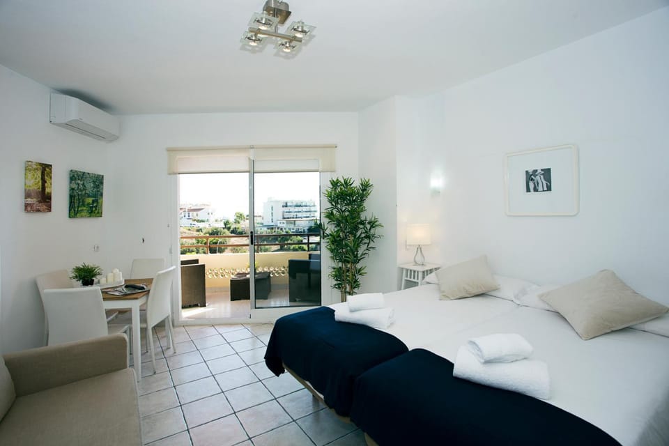MONKÓ BAOBAB Apartment in Torremolinos