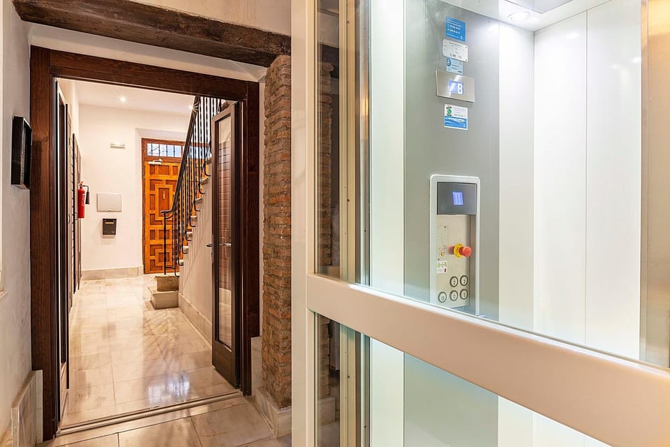 Molinos Apartments City Centre Apartment in Granada