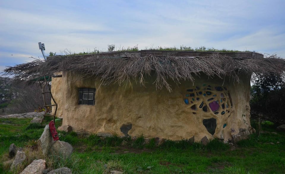 Hobbit House Nature lodge in Tandil