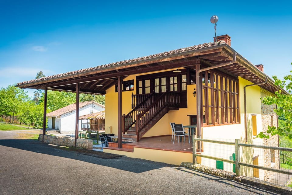 Property building, Balcony/Terrace