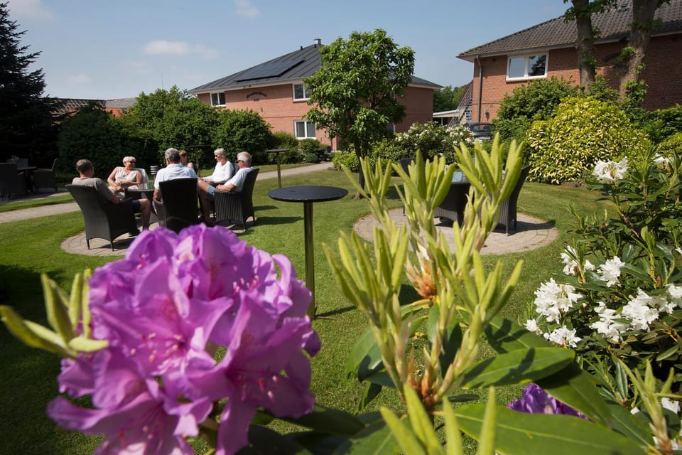 Garden, Area and facilities