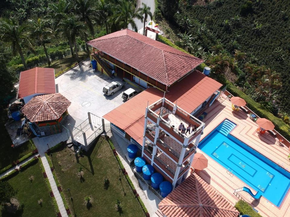 Bird's eye view, Swimming pool