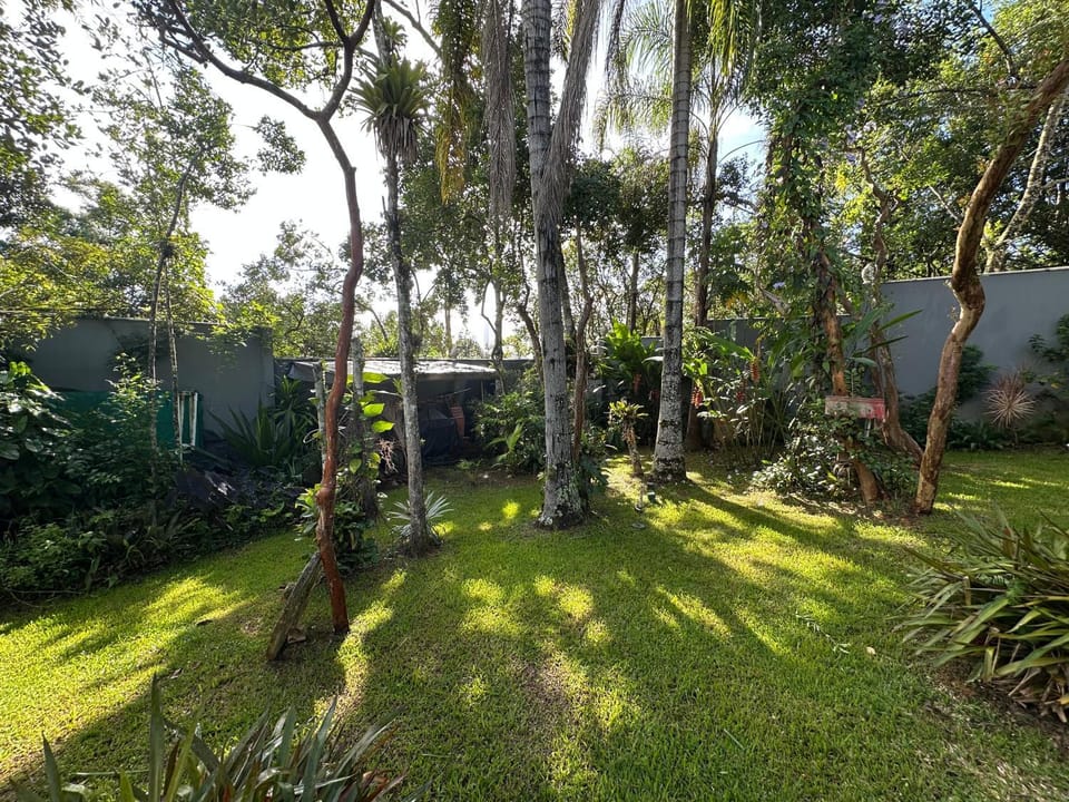 RECANTO DOS PASSARINHOS LINDA CASA COM 2 quartos Nature lodge in Camboriú