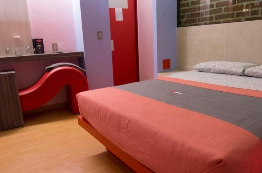 Hotel H - Arena Adults Only Hotel in Mexico City
