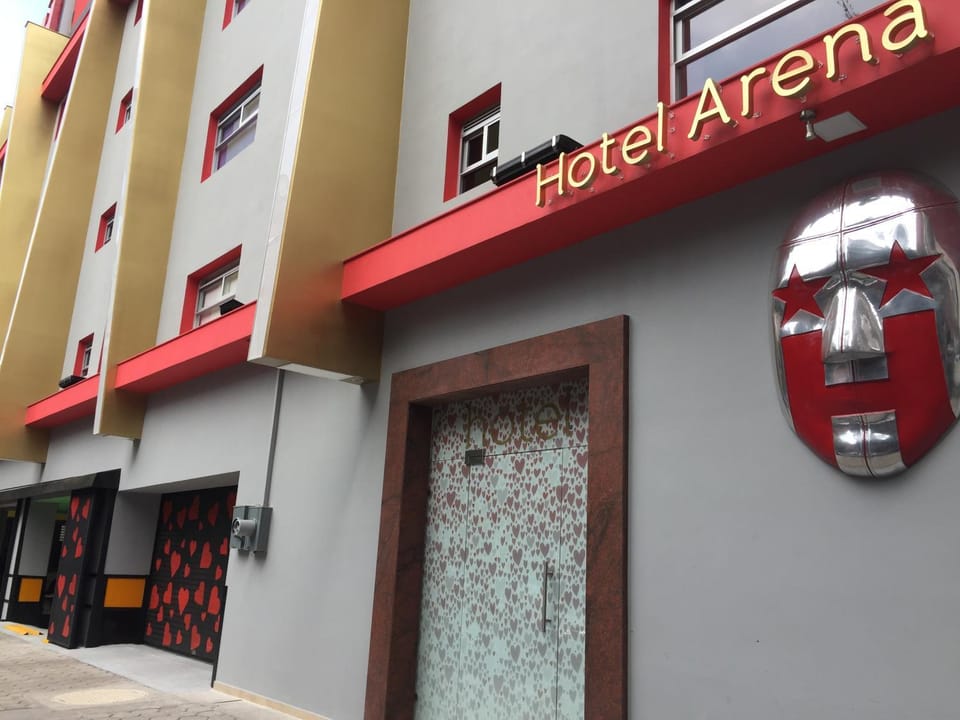 Property building, Facade/entrance