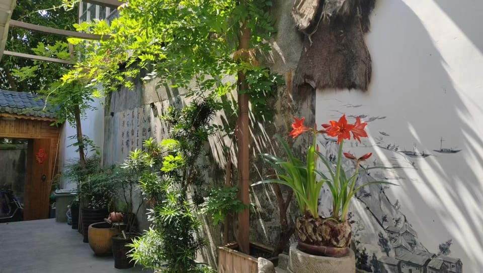 Zhangjiajie Tingyutang Little Yard Bed and Breakfast in Hubei